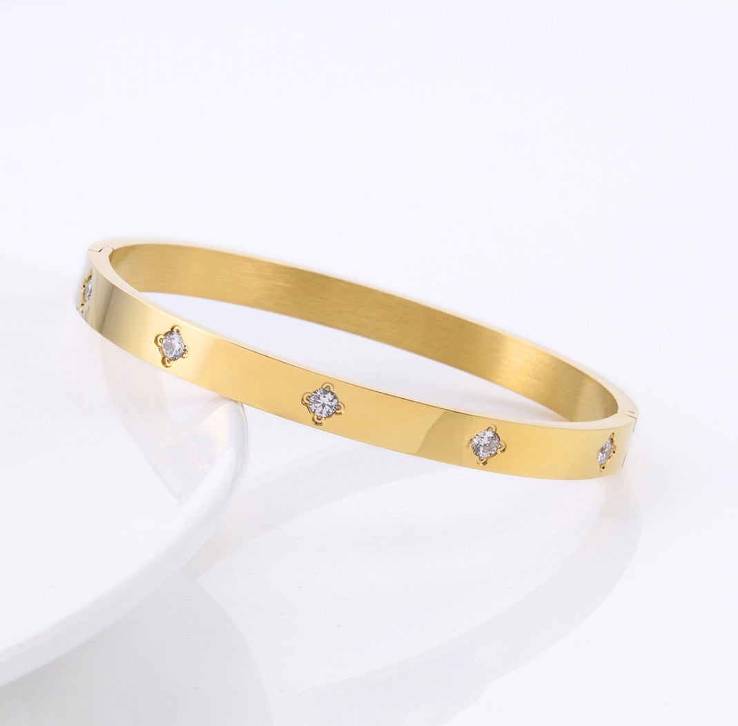 Gold Bangle - Diamond Clovers