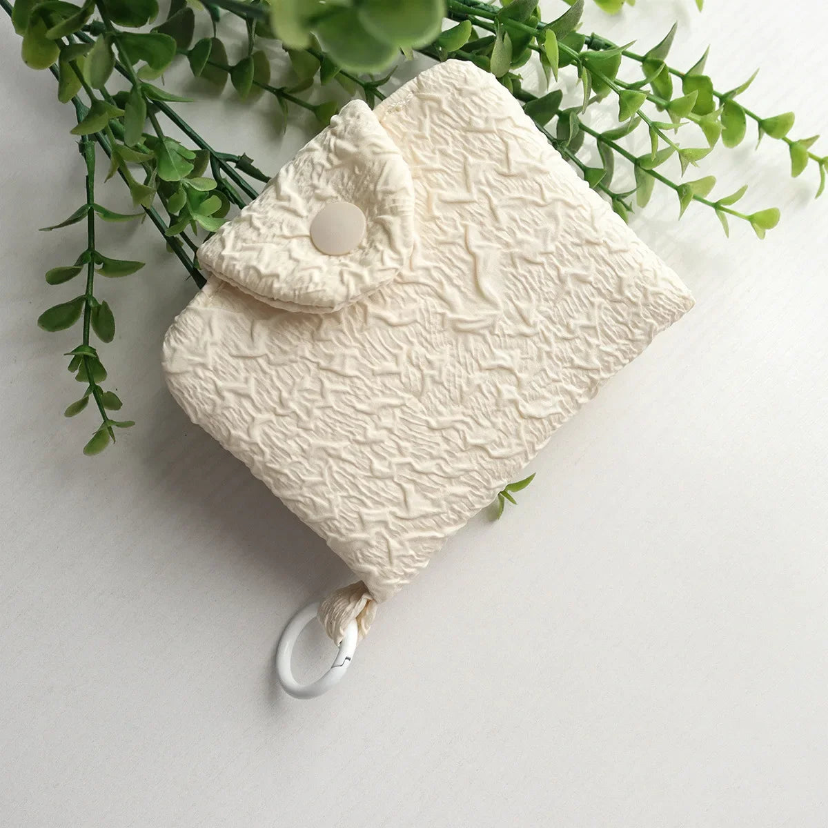 Women's Textured Wallet