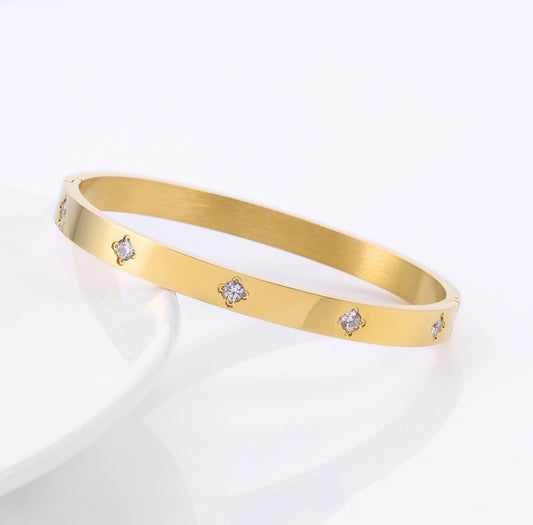 Gold Bangle - Diamond Clovers